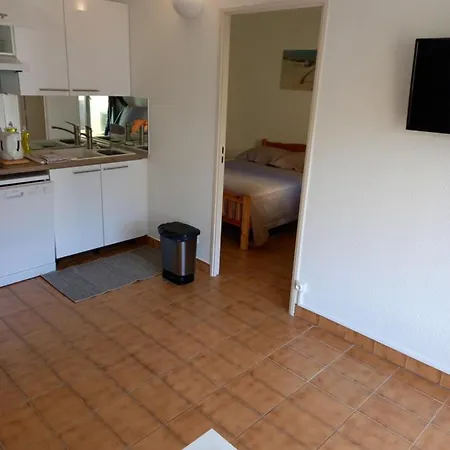 Helios 24, T2 Climatise, Parking, Terrasse, 500M Plage Agde Extérieur photo